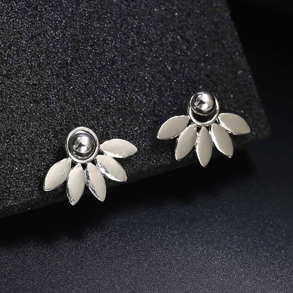 LAST ONE! Silver Round Studs/Petal Earring Jackets - Picture 5 of 7